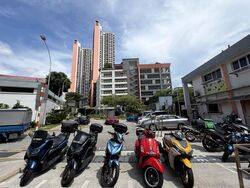 clementi-avenue-3 photo thumbnail #1